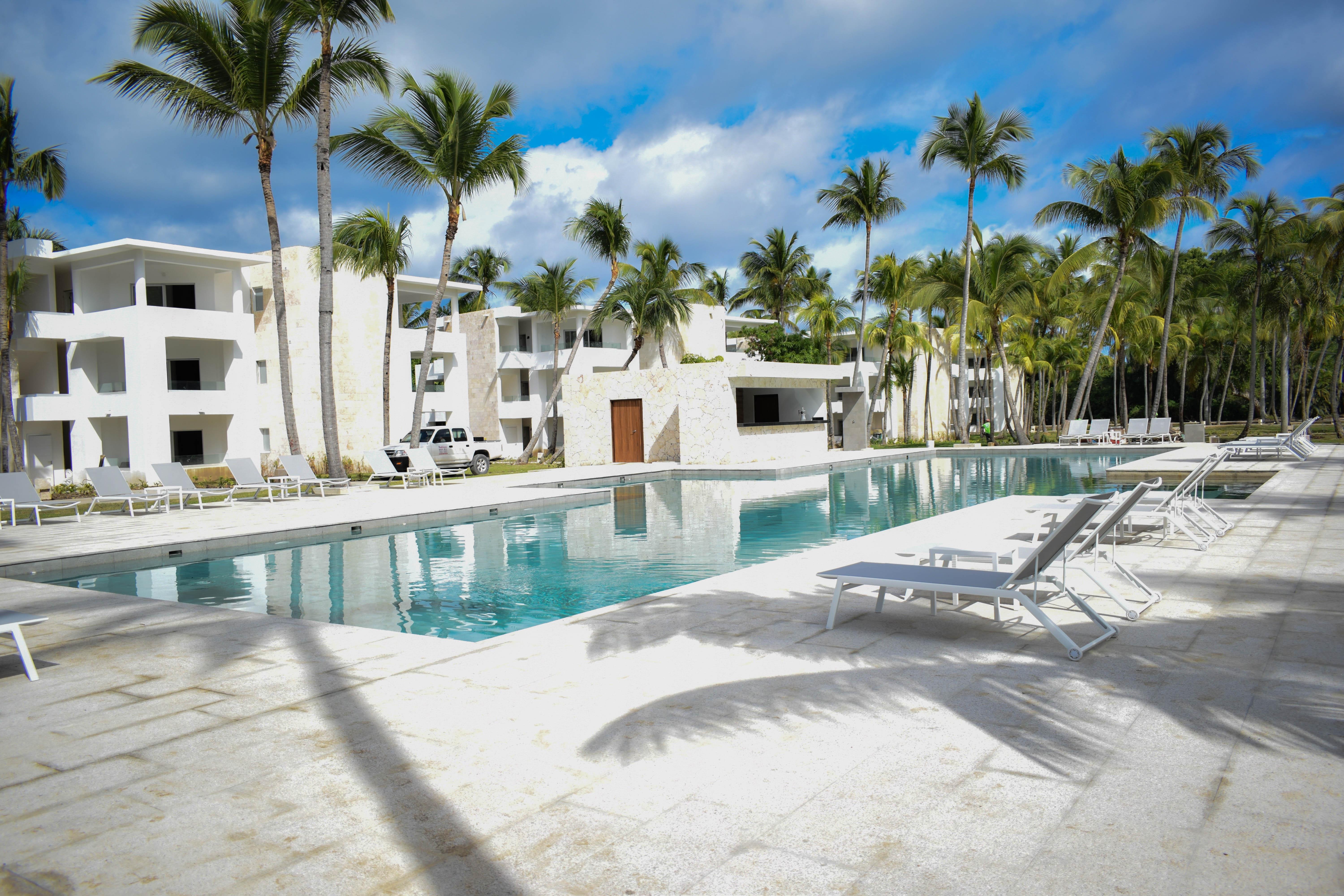 Grand Bavaro Princess (Adults Only) Exterior photo The swimming pool at the resort