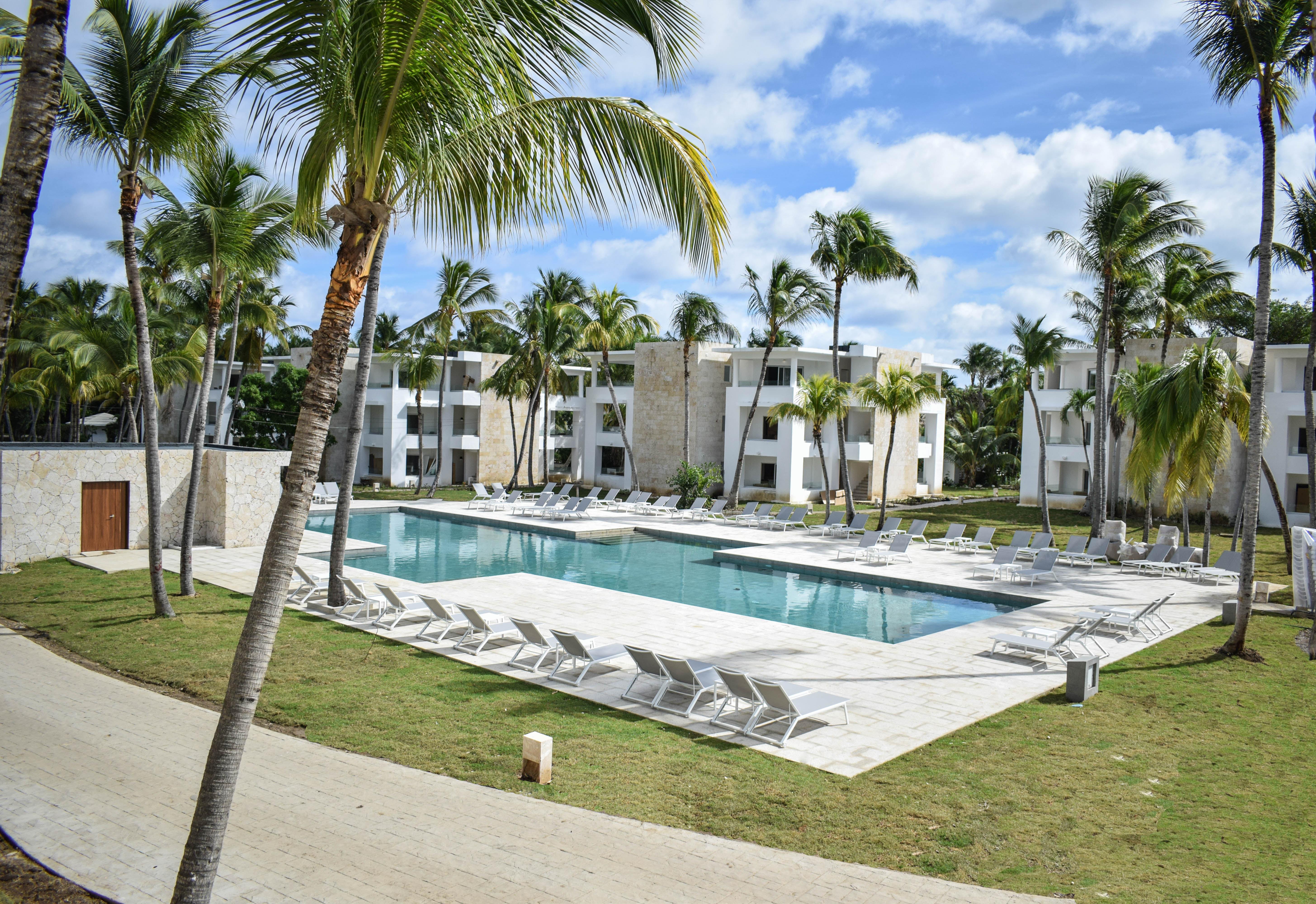 Grand Bavaro Princess (Adults Only) Exterior photo The swimming pool at the resort