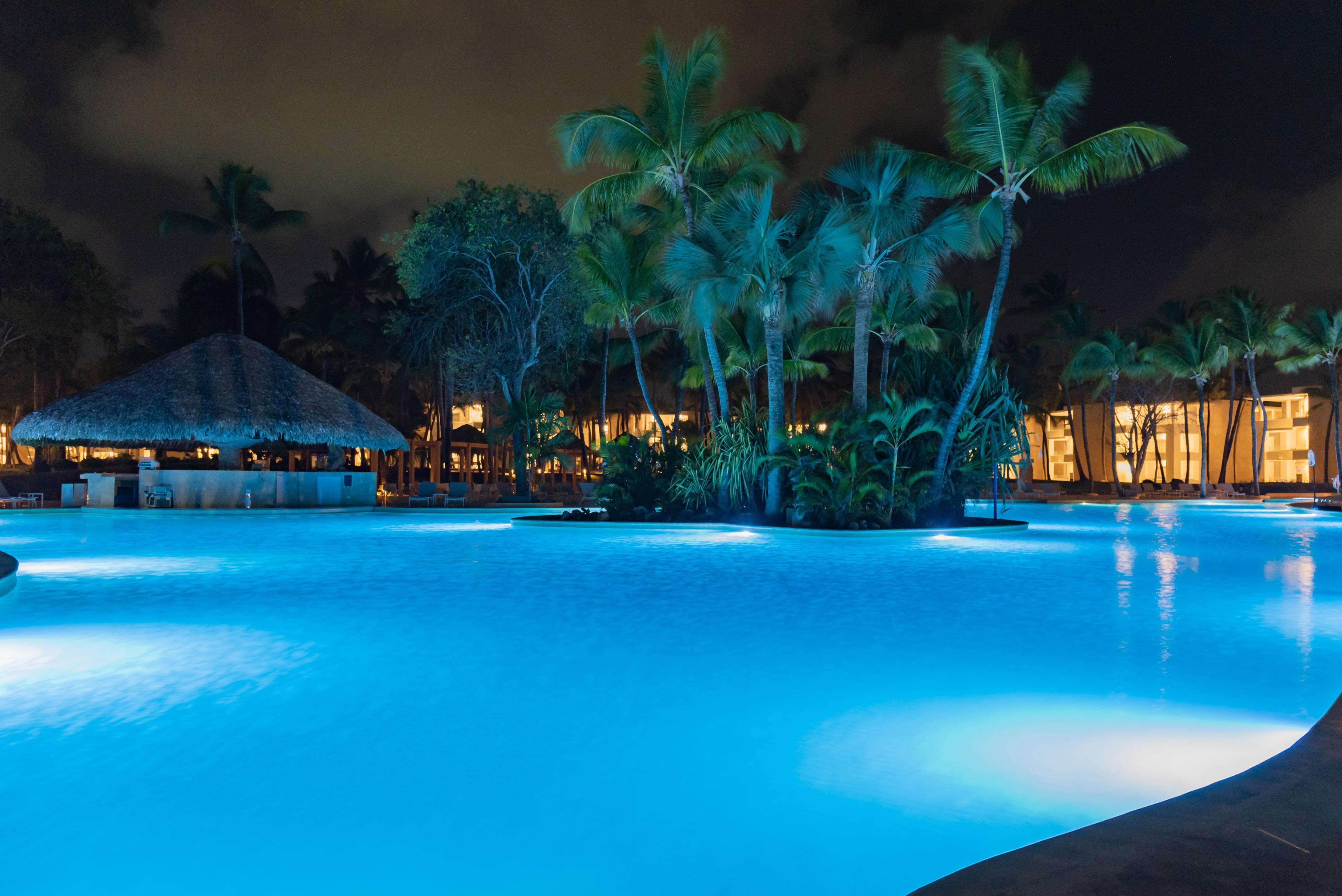 Grand Bavaro Princess (Adults Only) Exterior photo The swimming pool at night