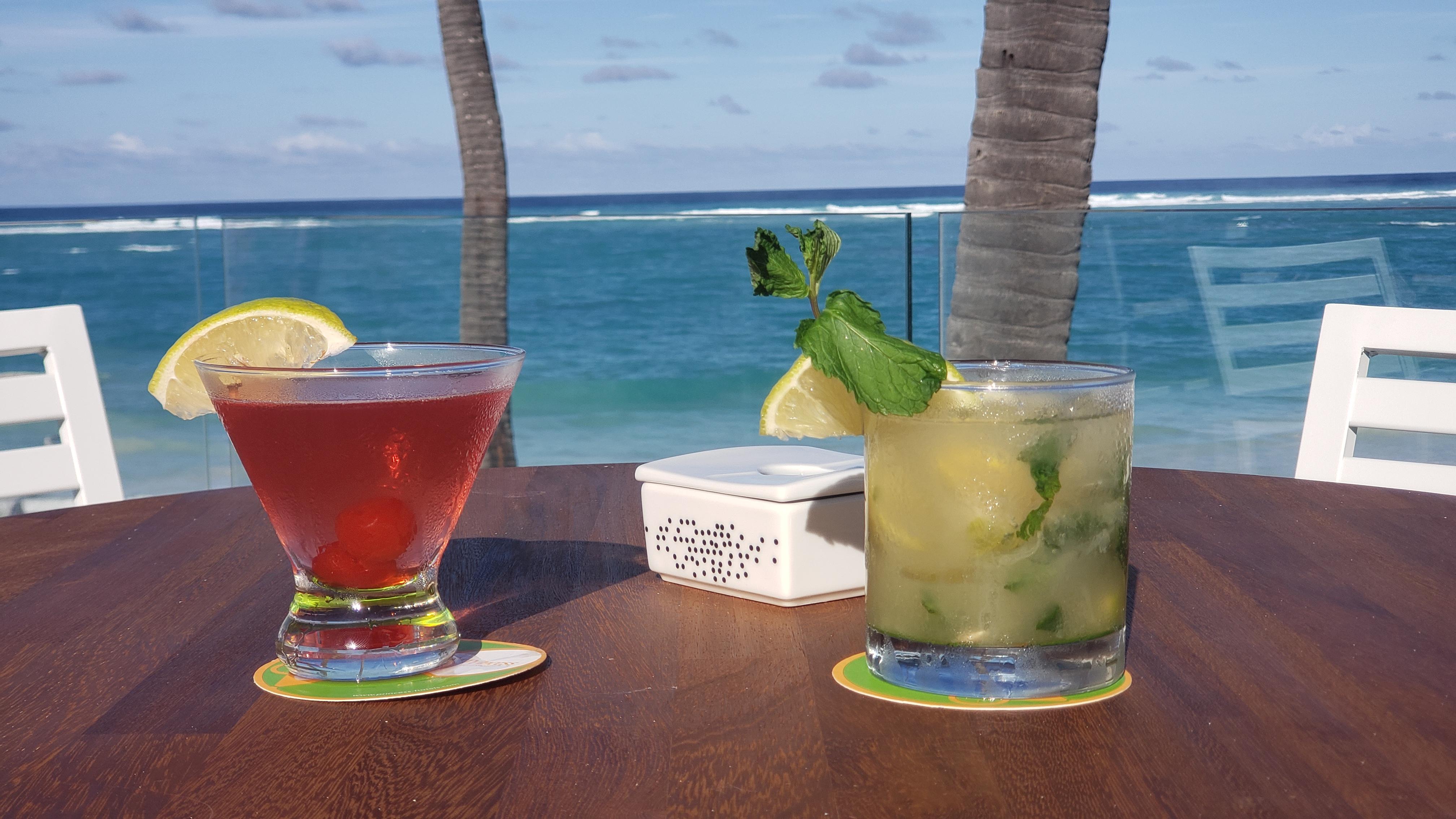 Grand Bavaro Princess (Adults Only) Exterior photo Cocktails at the beach