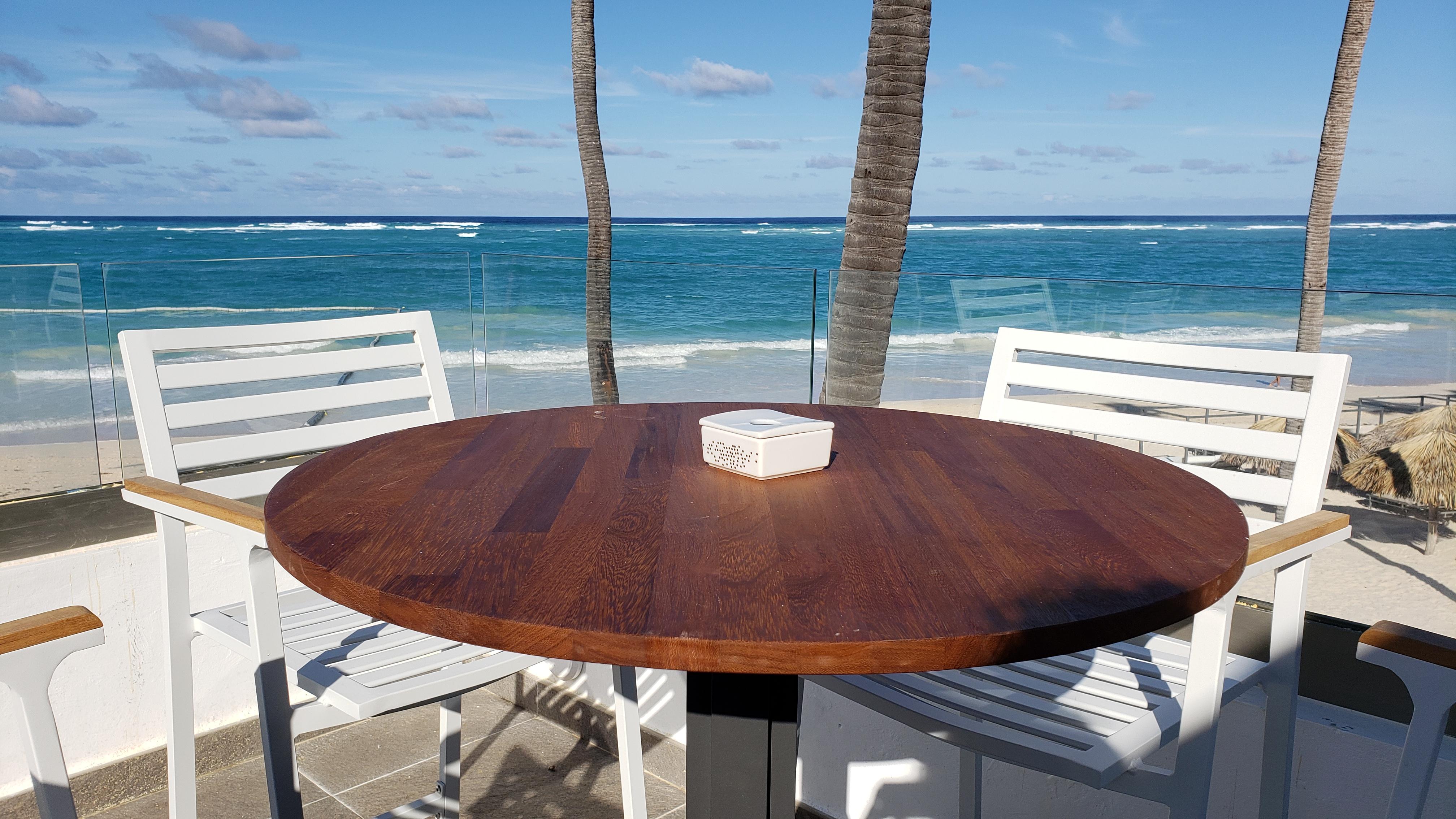 Grand Bavaro Princess (Adults Only) Hotel Exterior photo A table with a round top