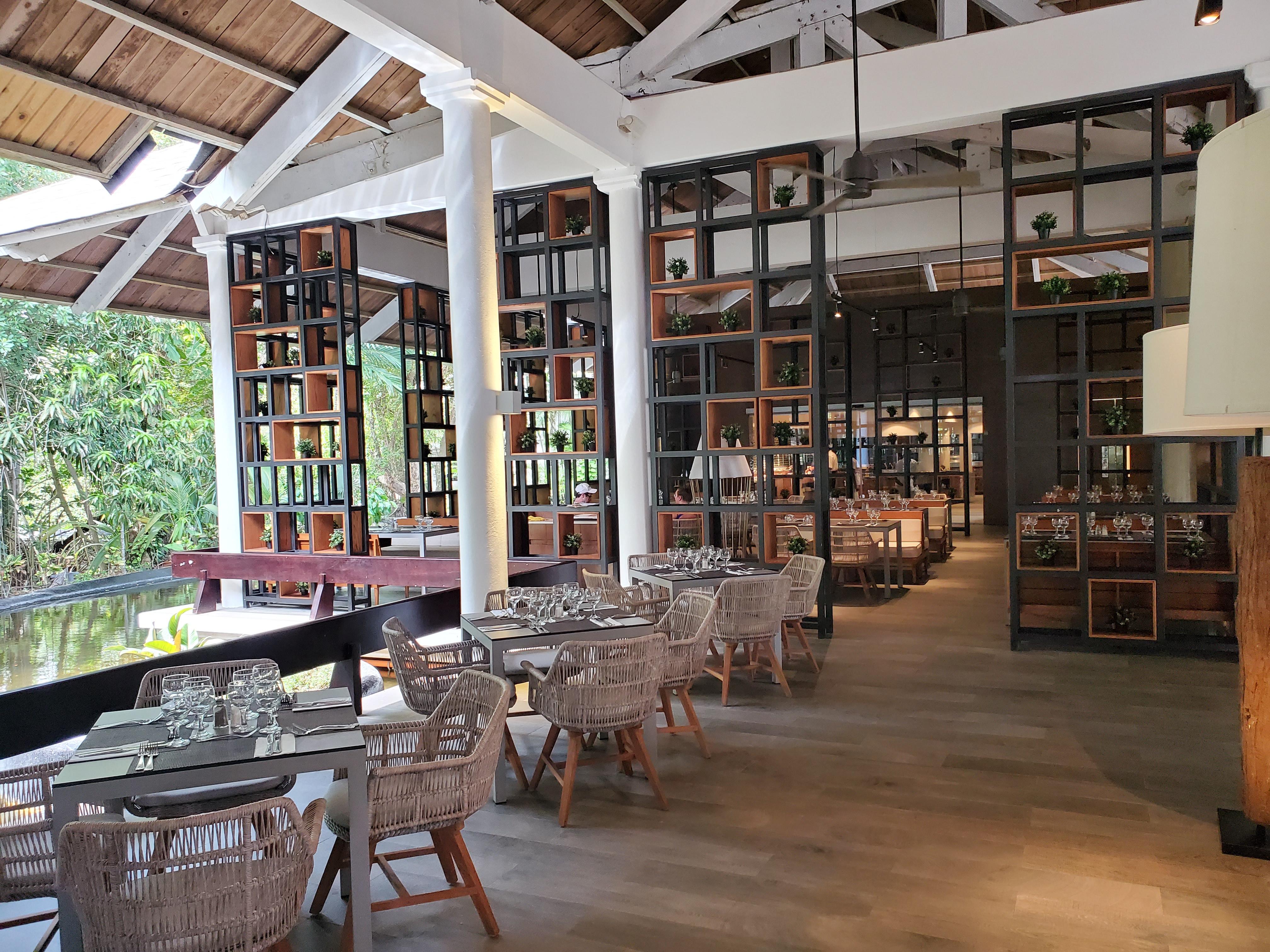 Grand Bavaro Princess (Adults Only) Exterior photo The restaurant at the resort